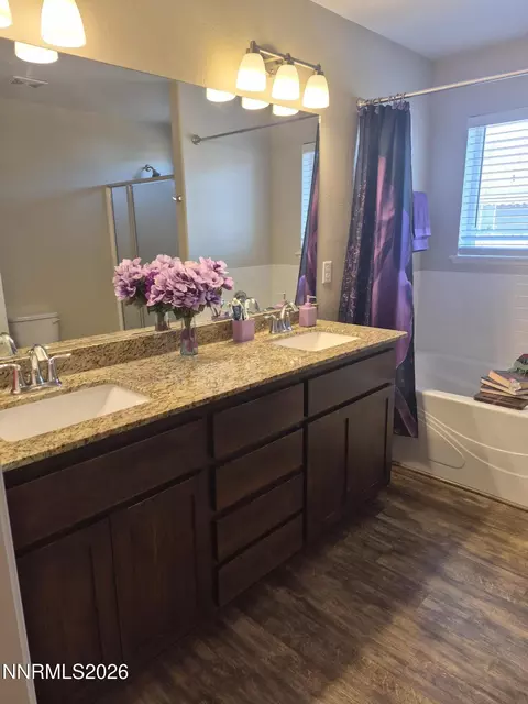 Bath - 1247 Deerfield Dr, Fallon, NV 89406 photo 5 of 7