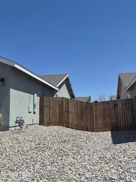 Exterior - 1247 Deerfield Dr, Fallon, NV 89406 photo 3 of 10