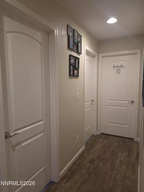 Entry Way - 1247 Deerfield Dr, Fallon, NV 89406 photo 3 of 6