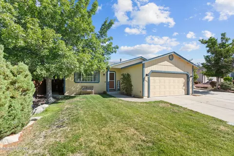 5485 Trapper Ct, Sun Valley, NV 89433