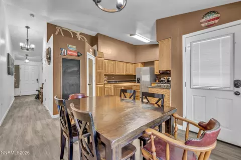Dining - 185 Henley Ct, Fallon, NV 89406 photo 2 of 3