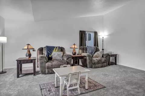 Living - 185 Henley Ct, Fallon, NV 89406 photo 4 of 4