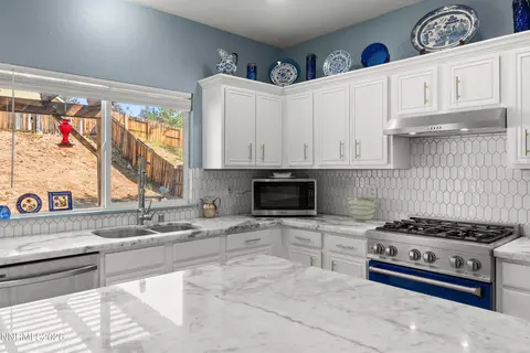Kitchen - 21103 Mount Evans Dr, Reno, NV 89508 photo 5 of 5
