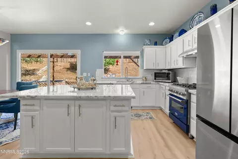 Kitchen - 21103 Mount Evans Dr, Reno, NV 89508 photo 4 of 5
