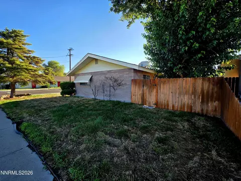 Exterior - 761 W A St, Fallon, NV 89406 photo 5 of 7