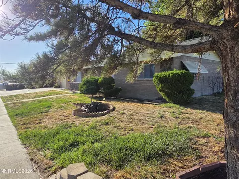 Exterior - 761 W A St, Fallon, NV 89406 photo 6 of 7
