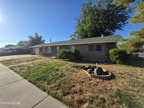 Exterior - 761 W A St, Fallon, NV 89406 photo 2 of 7