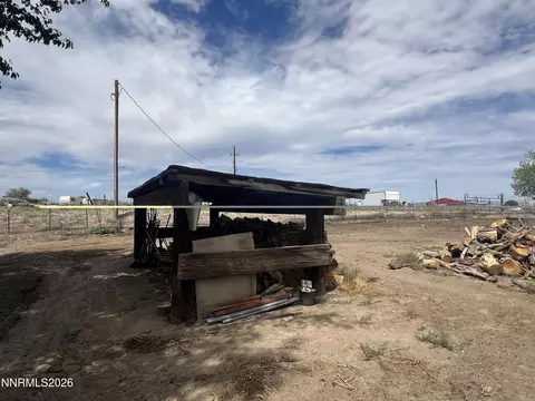 Exterior - 6975 Cox Rd, Fallon, NV 89406 photo 7 of 9
