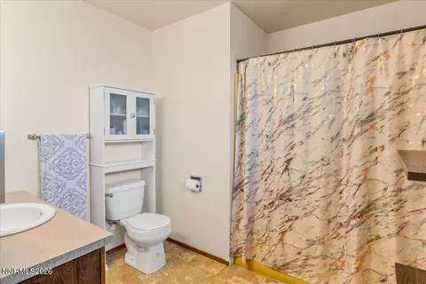 Bath - 6975 Cox Rd, Fallon, NV 89406 photo 1 of 3