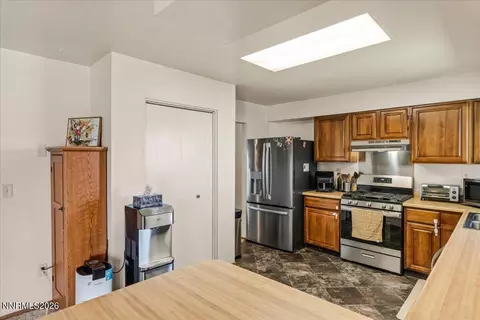 Kitchen - 6975 Cox Rd, Fallon, NV 89406 photo 3 of 4