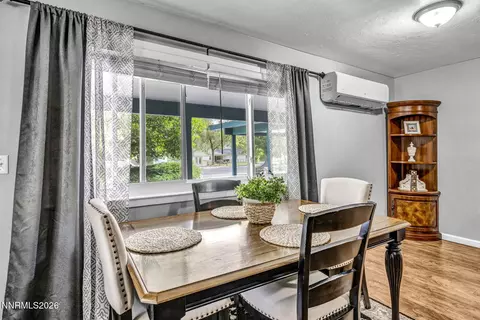 Dining - 193 Mule Deer Rd, Coleville, CA 96107 photo 3 of 6
