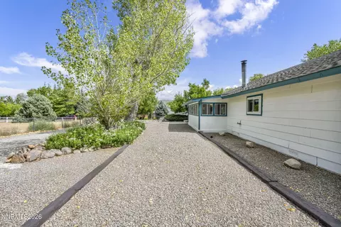 Exterior - 193 Mule Deer Rd, Coleville, CA 96107 photo 10 of 30