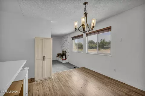 Dining - 2891 Rice Rd, Fallon, NV 89406 photo 2 of 3