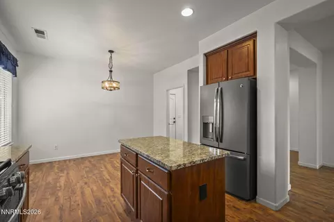 Kitchen - 401 Alysheba Ct, Reno, NV 89521 photo 4 of 5
