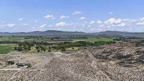 36 Triplett Ln, Yerington, NV 89447