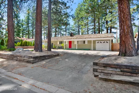 Exterior - 170 Pine Ridge Dr, Stateline, NV 89449 photo 4 of 11