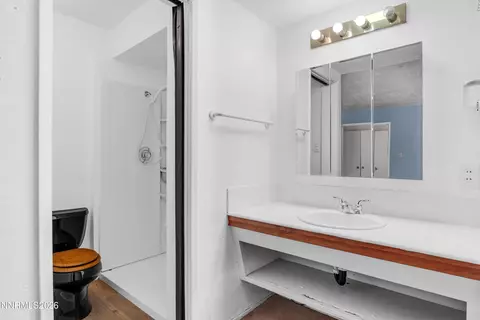 Bath - 170 Pine Ridge Dr, Stateline, NV 89449 photo 2 of 2
