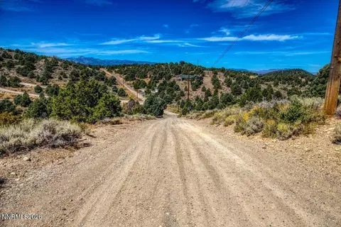 5000 Fandango Pass Rd, Reno, NV 89521 photo 2