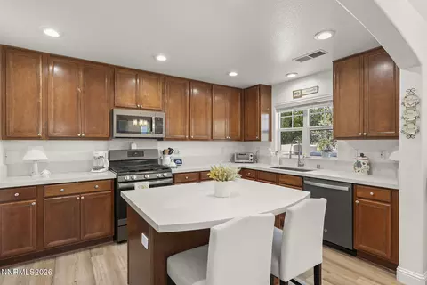 Kitchen - 7635 Pebblestone Way, Reno, NV 89523 photo 2 of 3