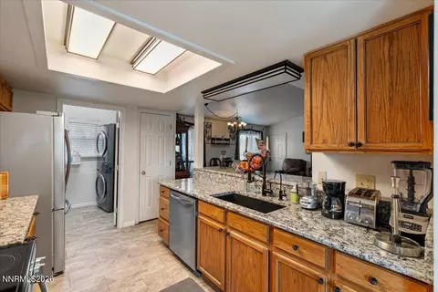 Kitchen - 1435 Dixie Dr, Fallon, NV 89406 photo 4 of 5