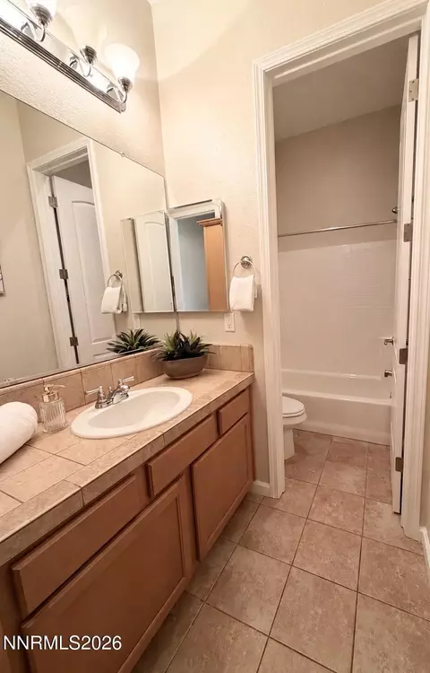 Bath - 2665 Mule Cir, Reno, NV 89521 photo 2 of 2