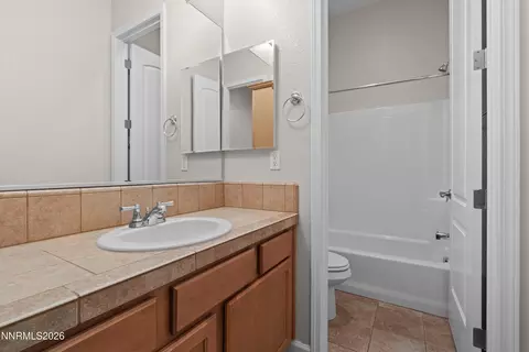 Bath - 2665 Mule Cir, Reno, NV 89521 photo 2 of 2