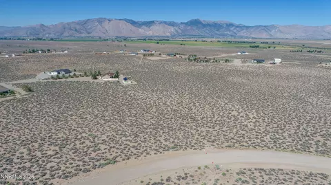 201 W Sierra View Dr, Smith Valley, NV 89430