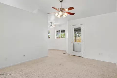 Living - 717 Noel Ln, Fallon, NV 89406 photo 3 of 4