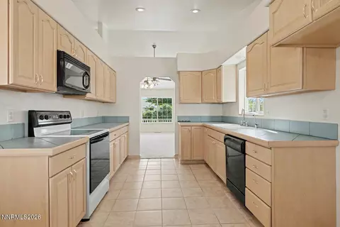 Kitchen - 717 Noel Ln, Fallon, NV 89406 photo 1 of 4