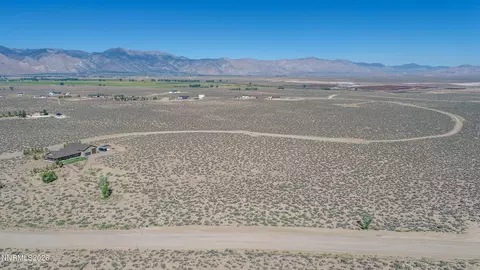 210 W Sierra View Dr, Smith Valley, NV 89430