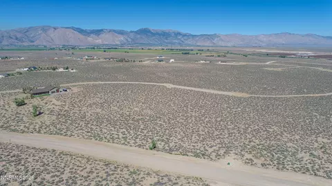 220 W Sierra View Dr, Smith Valley, NV 89430
