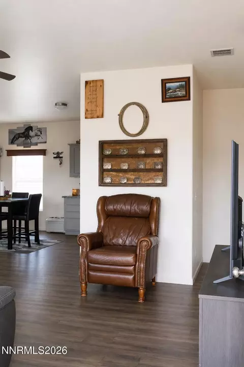 6740 Country Rd, Winnemucca, NV 89445