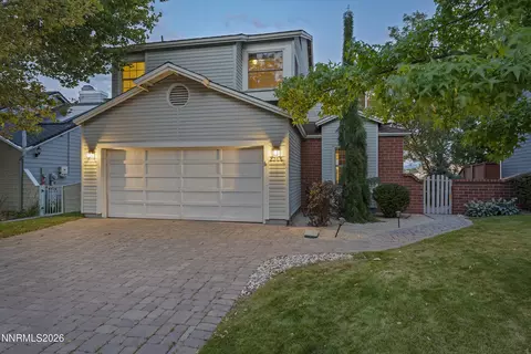 2366 Silver Ridge Dr, Reno, NV 89509