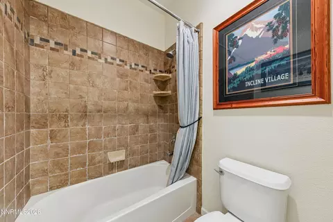 Bath - 14080 Tagor Rd, Reno, NV 89521 photo 7 of 8