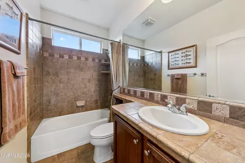 Bath - 14080 Tagor Rd, Reno, NV 89521 photo 5 of 8
