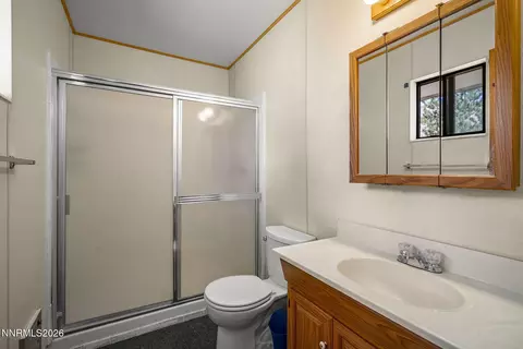 Bath - 22875 Carriage Dr, Reno, NV 89521 photo 1 of 2