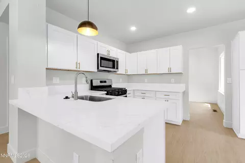 3198 Joshuapark Dr, Reno, NV 89502