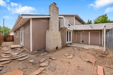 Exterior - 7190 Bluestone Dr, Reno, NV 89511 photo 4 of 10