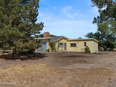 1450 Truckee Ln, Fernley, NV 89408