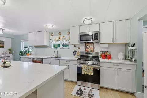 Kitchen - 45 Bryan Cir, Carson City, NV 89706 photo 3 of 5