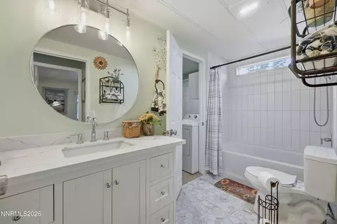 Bath - 45 Bryan Cir, Carson City, NV 89706 photo 4 of 4