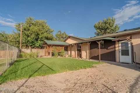 Exterior - 2130 Rice Rd, Fallon, NV 89406 photo 8 of 11