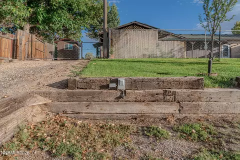 Exterior - 2130 Rice Rd, Fallon, NV 89406 photo 9 of 11