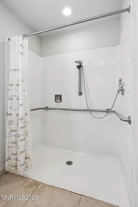 Bath - 18585 Carson Hwy, Fallon, NV 89406 photo 2 of 2