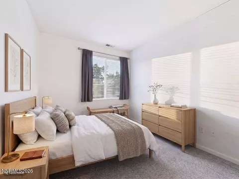 Bedroom - 10443 Summershade Ln, Reno, NV 89521 photo 5 of 11