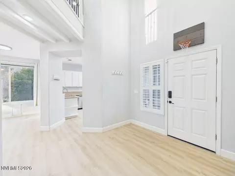Entry Way - 10443 Summershade Ln, Reno, NV 89521 photo 3 of 9