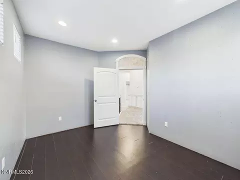 Bedroom - 10443 Summershade Ln, Reno, NV 89521 photo 8 of 11