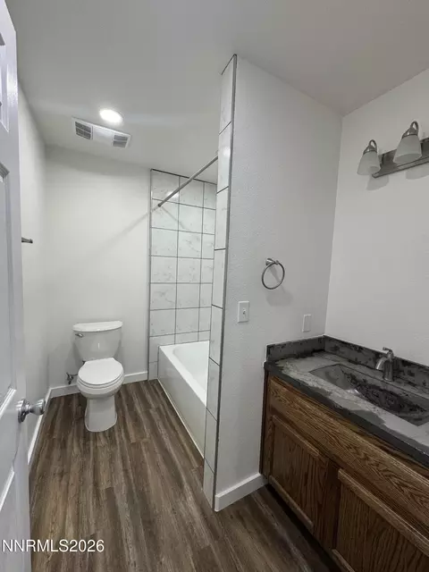 Bath - 361 E Stillwater Ave, Fallon, NV 89406 photo 1 of 3