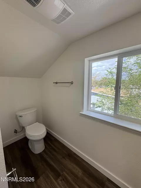 Bath - 361 E Stillwater Ave, Fallon, NV 89406 photo 3 of 3