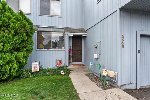 2505 Garfield Ct, Sparks, NV 89431
